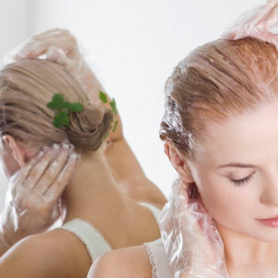 ТОП масок для відновлення сухого волосся на літо 