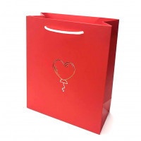 Пакет подарочный красный с тиснением золотом "Сердечко" 200×90×240 мм